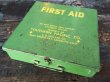 画像1: Vintage SP First AID Cabinet Box (PJ880) (1)