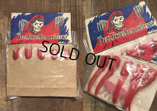 画像2: Vintage Devil Finger Nails & Teeth (DJ107) (2)