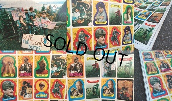 画像2: Goonies 1985 Topps Uncut Sheet (DJ153) (2)