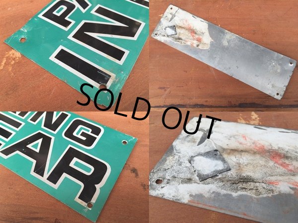 画像2: Vintage Road Sign PARKING IN REAR (DJ194)  (2)