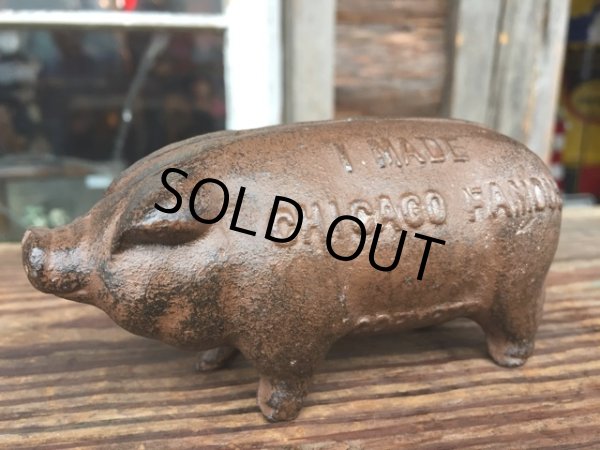 画像1: Vintage AD Cast Iron Pig  Piggy Bank #B (DJ780) (1)