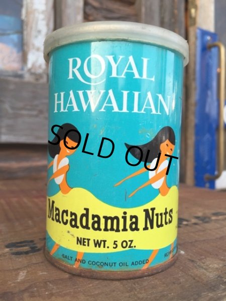 画像1: Vintage Royal Hawaiian Macadamia Nuts Can (DJ984） (1)