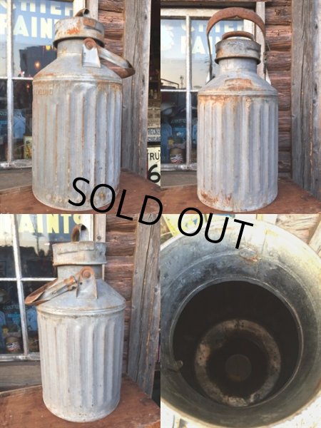 画像2: 20s Vintage Standard Oil 5 Gallon Metal Can (MA241) (2)