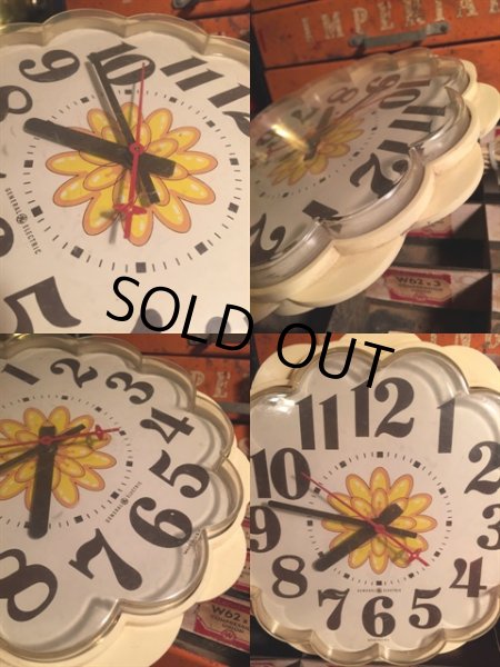 画像2: Vintage GE Kitchen Wall Clock Flower (MA442) (2)