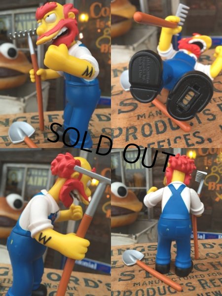 画像2: Simpsons Playmates Figure Grounds Keeper Willie (MA517) (2)
