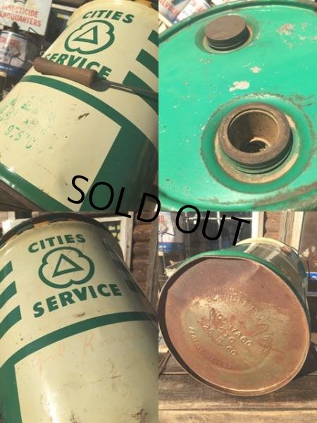 画像3: Vintage Cities Service 5GL Motor Gas/Oil Can (MA422)  (3)