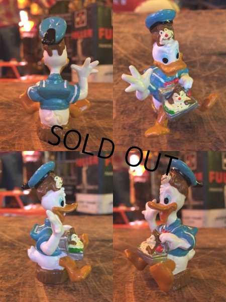 画像2: Vintage Disney Donald Duck Pvc Chip & Dale (MA636) (2)