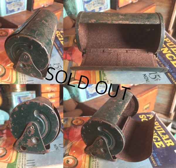 画像2: Vintage BOB-BET Bait Box Worm Tin Oid Fishing (MA752)  (2)