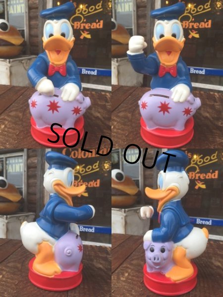 画像2: Vintage Disney Donald Duck Plastic Bank (MA858) (2)