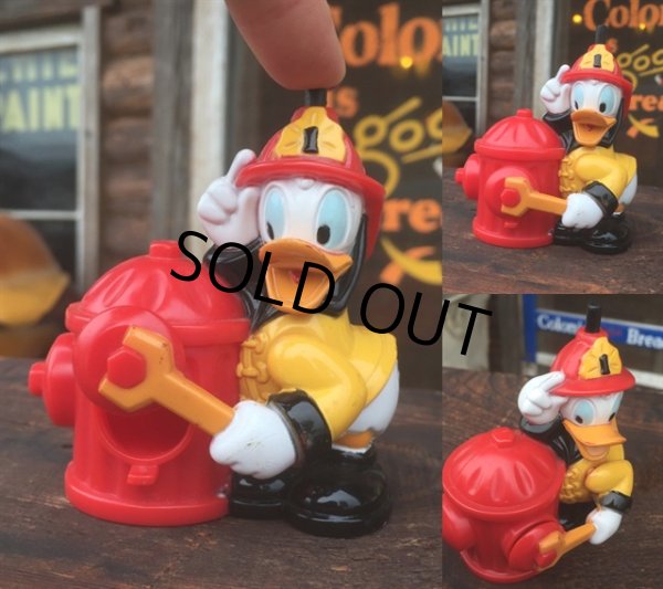 画像2: Vintage Disney Donald Duck Candy Container (MA850) (2)