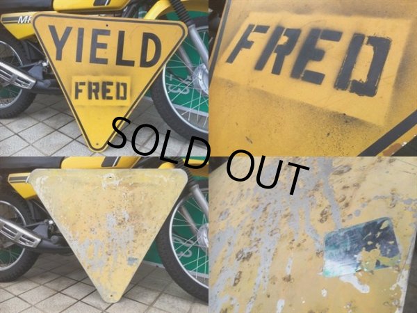 画像3: Vintage Road Sign YIELD (MA887) (3)