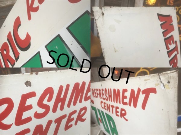 画像4: Vintage 7UP Soda Metal Sign Metric Refreshment Center (AL238) (4)