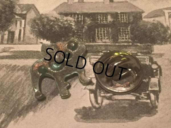 画像2: Vintage MackTruck Pins (AL9651) (2)