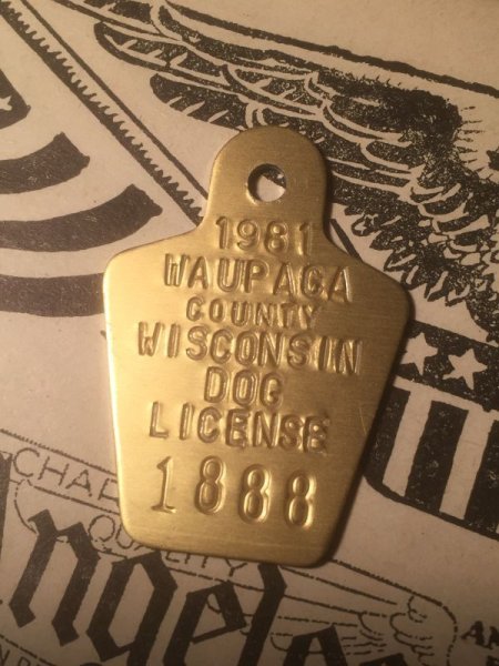 画像1: 80s Vintage Dog License Tag #1888 (AL1762) (1)