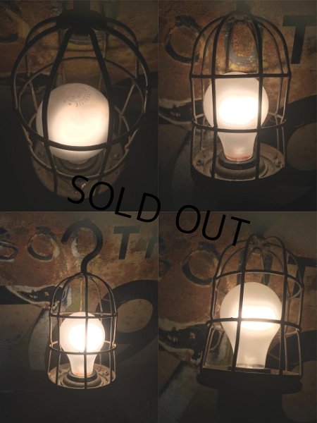 画像4: Vintage ESSCO KEYSTONE Industrial Wood Handle Trouble Lamp (AL805) (4)