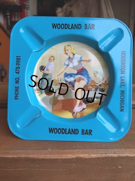 画像1: 50s Vintage Pin-Up Girl Ashtray WOODLAND BAR (AL941) (1)