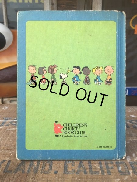 画像2: Vintage Book Snoopy It's A Mystery Charlie Brown! (AL5375)  (2)