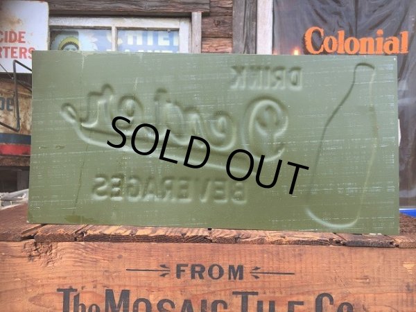 画像2: 50s Vintage Drink DEXTER Soda Embossed Metal Sign (AL6806) (2)