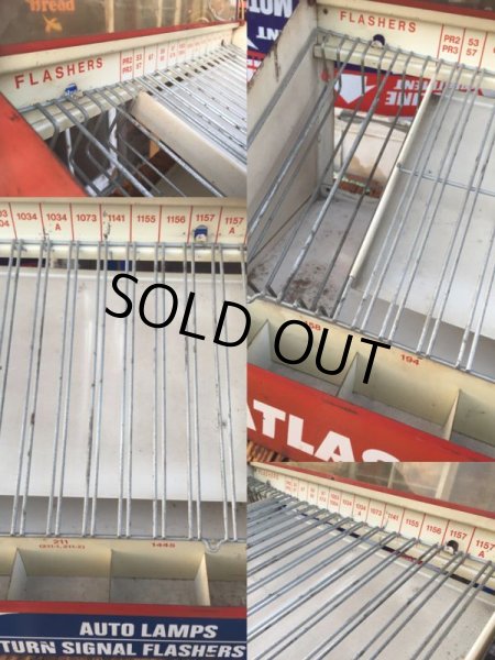 画像4: Vintage ATLAS Auto Lamps Cabinet (AL8766) (4)