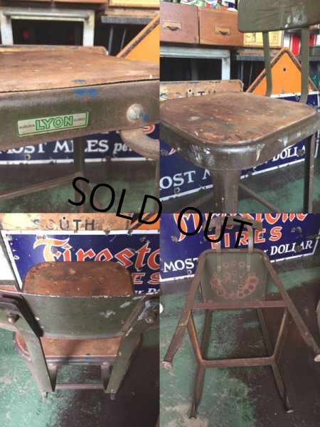 画像3: Vintage Lyon Industrial Stool Chair (AL9018) (3)