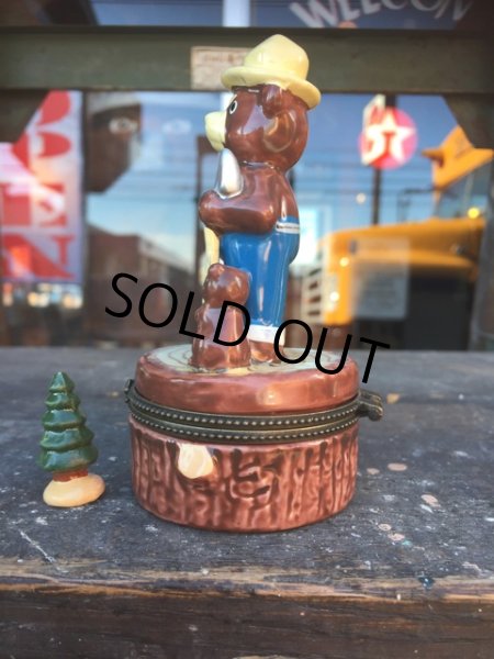 画像2: 70s Vintage Smokey Bear Ceramic Figure Jewelry Box (J062)  (2)