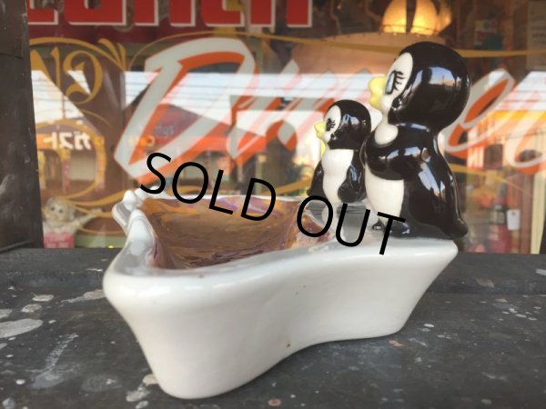 画像5: Vintage Ceramic Penguin Cigarette Ashtray (J125) (5)