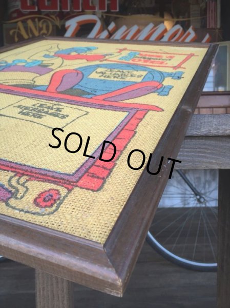 画像4: 70s Vintage Walter Lantz Buzz's Antiquated Hotel Burlap Message Board (J126) (4)