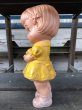 画像2: 60s Vintage Edward Mobley Squeak Doll Girl & Bear (J156) (2)