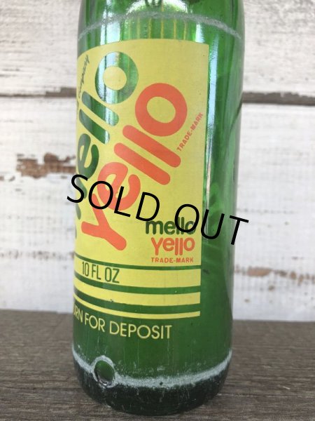 画像7: Vintage Soda Glass Bottle Mello Yello (J243) (7)