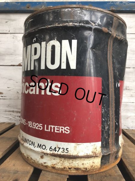 画像7: Vintage Champion 5 GAL Gas Oil Can (J300)   (7)