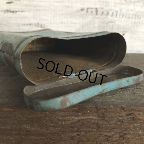 画像7:  Vintage Edgeworth Tabacco Pocket Tin Can (J337)   (7)