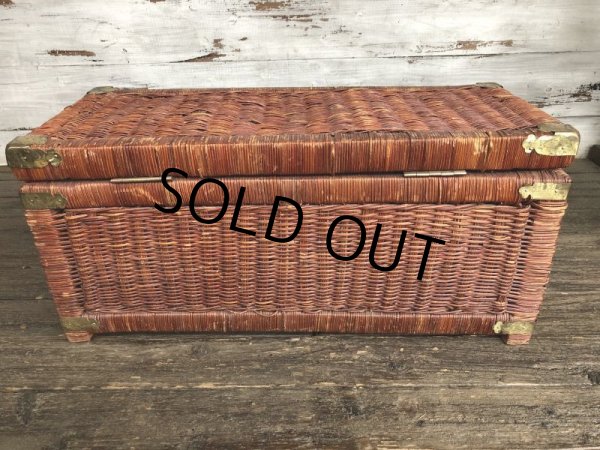 画像3: Vintage Wicker Trunk Chest Basket Large Size (J439) (3)