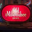 画像1: Vintage Old Milwaukee Beer BAR Lighted Display Signs (J772) (1)