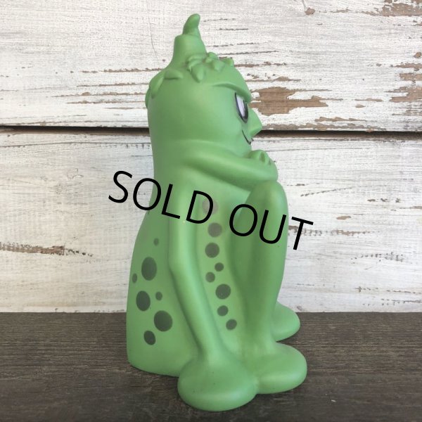 画像4: 70s Vintage 24 Hour Bug vinyl doll bank (J897)  (4)