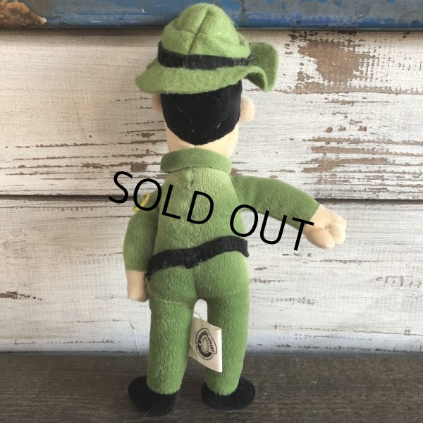 画像3: Vintage Yogi Bear Ranger Smith Doll (J992) (3)
