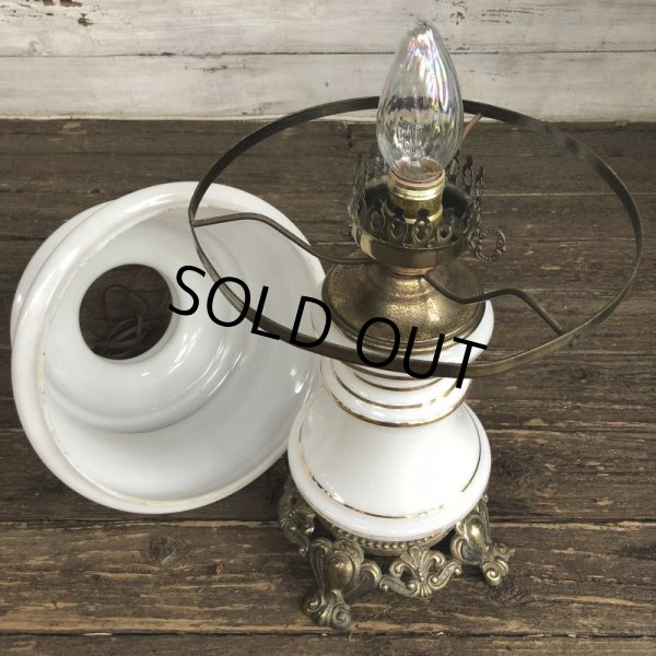 画像9: 60s Vintage Metal Base Milk Glass Hurricane 3 Way Table Lamp (S028) (9)