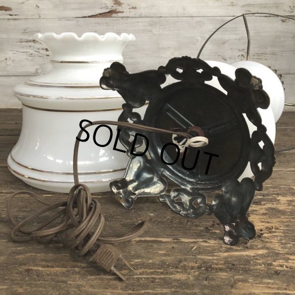 画像11: 60s Vintage Metal Base Milk Glass Hurricane 3 Way Table Lamp (S028) (11)