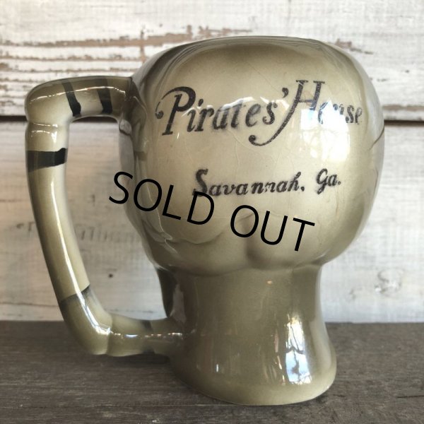 画像4: Vintage Pirates House Skull Mug (S034) (4)