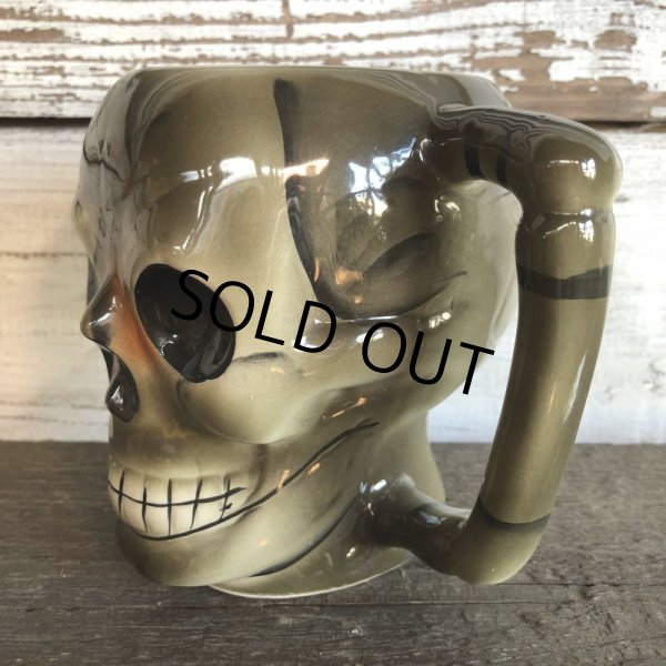 画像2: Vintage Pirates House Skull Mug (S034) (2)