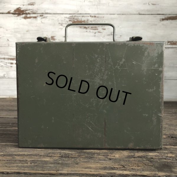 画像4: Vintage Bell System-C First Aid Kit Mettal Box Cabinet (S118） (4)