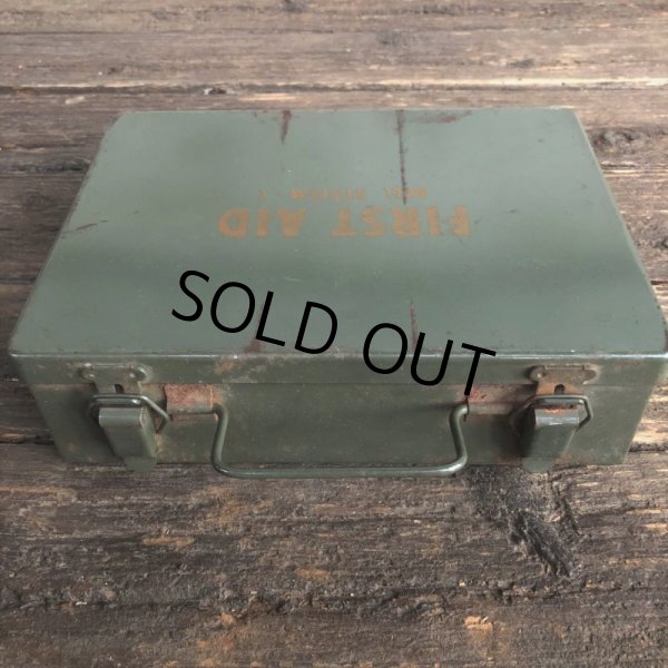 画像6: Vintage Bell System-C First Aid Kit Mettal Box Cabinet (S118） (6)