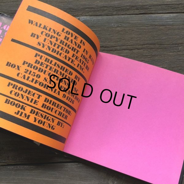 画像5: Vintage Book Snoopy Love is walking Hand in Hand (S142） (5)