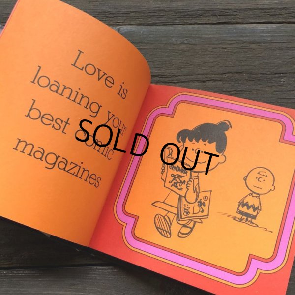 画像8: Vintage Book Snoopy Love is walking Hand in Hand (S142） (8)