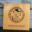 画像2: Vintage Book Snoopy Happiness is a warm puppy (S140） (2)