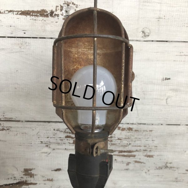 画像2: Vintage Industrial Trouble Lamp (S217) (2)