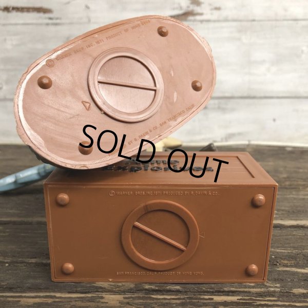 画像9: Vintage Dakin Road Runnner & Wile E. Coyote Bank Set (S292) (9)