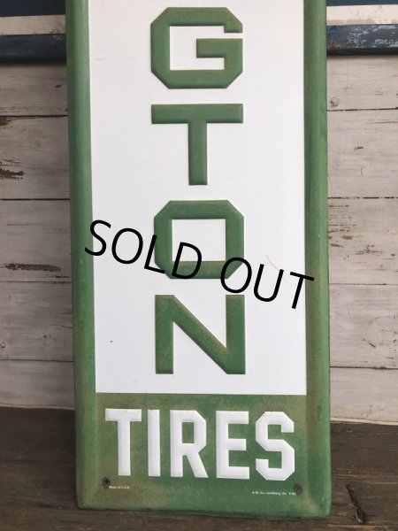 画像4: Vintage Original Embossed Metal REMINGTON Tires Sign (S349） (4)