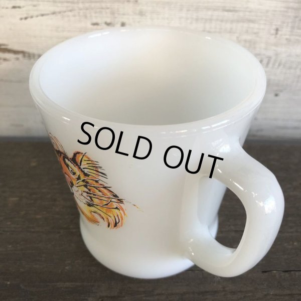 画像2: Vintage Fire King EXXON Esso Tiger D handle Mug (S351) (2)