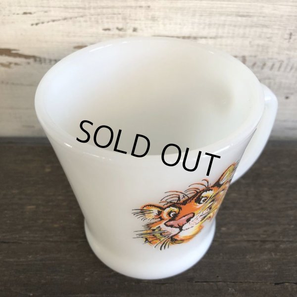 画像5: Vintage Fire King EXXON Esso Tiger D handle Mug (S353) (5)
