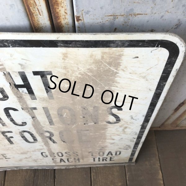画像2: Vintage Road Sign WEIGHT RESTRICTIONS IN FORCE (S391)  (2)
